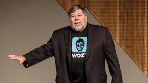 Współzałożyciel Apple'a o nowej strategii firmy. Jabłko tworzy zegarek dla wszystkich?