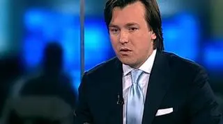 Głębokie zmiany w zarządzie Gino Rossi są konsekwencja działań prowadzonych od dawna: zakup Simple Products, rozwój nowej odzieżowej marki męskiej Cosimo Martinelli, konsolidacja marki - uniemozliwiły - zdaniem naszego gościa, nowego prezesa Gino Rossi, prace w dotychczasowym składzie. O wszystkich zmianach w firmie mówi prezes Gino Rossi, Paweł Kapłon.