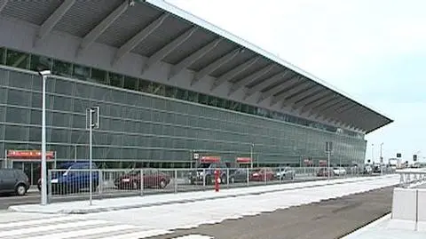 Okęcie: Terminal 2 nadal zamknięty
