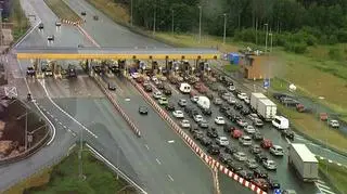 Bramki na autostradach są powodem gigantycznych korków