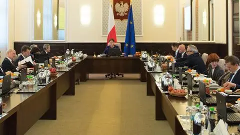 Nagrody w rządzie Szydło w 2016 roku - KPRM