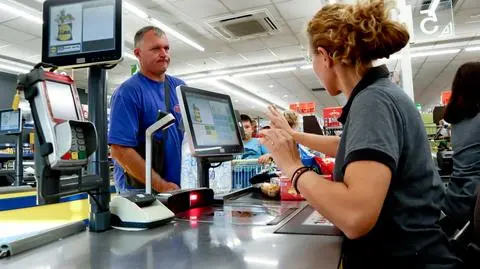 Lidl, tak jak Biedronka, podnosi pensje swoim pracownikom