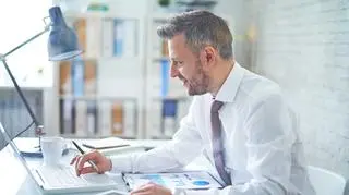 Praca zdalna coraz częściej nie dotyczy już jedynie freelancerów i osób będących na samozatrudnieniu