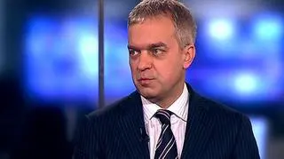 PKN Orlen w ciągu pierwszych 9 miesięcy bieżącego roku ograniczył koszty o 500 mln złotych, nie oznacza to jednak końca cięcia kosztów, zapowiada prezes PKN Orlen. W III kwartale zysk netto spółki wzrósł o 4306,07% do 930,6 mln złotych. O planowanej optymalizacji działania spółki w programie "Rynki Dnia" z prezesem PKN Jackiem Krawcem rozmawiał Rafał Hirsch.