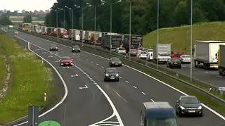 W poniedziałek od rana na autostradzie A4 tworzą się ogromne korki. 