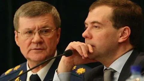 Miedwiediew: Rosji grozi głęboka recesja