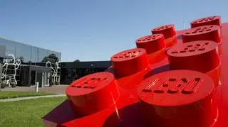 Londyńskie studio projektowe zaprezentowało prototyp klocków Lego wyposażonych w czujniki, które umożliwiają utworzenie cyfrowej kopii budowanego przedmiotu