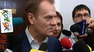 Słaby złoty to jedna z oznak kryzysu. Jak z niego wyjść - nad tym wciąż zastanawia się rząd, ale swoją troskę pokazuje też prezydent. Złotemu zagrażają spekulanci. Goldman Sachs ogłosił, że na razie kończy spekulowanie na złotym, bo to zbyt ryzykowne, ale są przecież inni potężni gracze.
