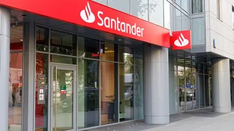 Klienci Santander Bank Polska nie mogli korzystać z kart płatniczych i bankomatów
