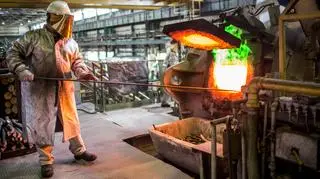 Zysk KGHM w pierwszym kwartale 2015 roku wyniósł 497 mln zł wobec 507 mln zł rok wcześniej