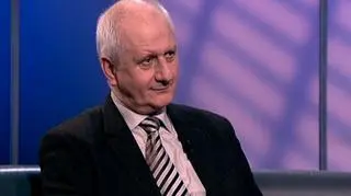 Producenci płaczą, kupujący się cieszą – spadają ceny materiałów budowlanych; branżę niepokoi spadek produkcji i pozwoleń na budowę. Na temat sytuacji na rynku materiałów budowlanych i ich cen  w programie "Pieniądze od rana" z Robertem Stankiewiczem rozmawiał Zbigniew Kwapisz, dyrektor warszawskiego oddziału PSB.
