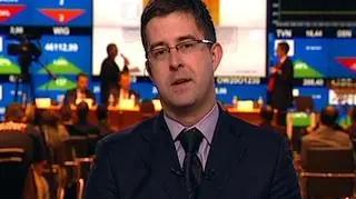 DM BZ WBK w najnowszej – ujawnionej we wtorek – rekomendacji podniósł cenę docelową dla Synthosa o 23%. Chemiczna spółka po ujawnieniu tych informacji zdrożała o 6,74% i nadal rośnie. Szczegóły rekomendacji i analizę spółki przedstawia Paweł Burzyński, analityk DM BZ WBK.