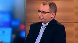 Supernova IDM Fund, fundusz private equity, który powstał po połączeniu portfeli inwestycyjnych DM IDMSA i Supernova Fund, ma swoim portfelu akcje takich spółek publicznych jak Black Lion, Marvipol, Bomi czy Relpol. Obecnie Supernova jest w trakcie emisji obligacji wartości 100 mln zł. Pod koniec roku spółka zamierza zadebiutować na giełdzie by pozyskać 50-100 mln zł. Do końca 2011 roku fundusz chce też zwiększyć wartość aktywów z 210 mln zł do 400 mln zł. O planach spółki w TVN CNBC opowiada Wojciech Grzybowski, prezes Supernova IDM Fund.