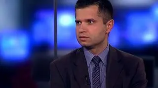 Ponad 3 miliardy złotych - tyle dodatkowych oszczędności udało się znaleźć w budżecie. Większości cięć, rząd dokonał w rezerwach celowych. Zmniejszono też wydatki administracyjne w Sejmie czy kancelarii prezydenta. Cięcia wydatków nie uniknęły też poszczególne resorty. Czy posunięcia rządu były słuszne? Gdzie jeszcze można szukać oszczędności? Między innymi na te pytania odpowiadał Piotr Bujak - ekonomista BZ WBK.