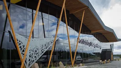 Port lotniczy w Szymanach obsłużył 100 tys. osób