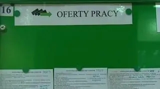 W grudniu stopa bezrobocia wyniosła wg MPiPS 12,3% w porównaniu z 11,7% w listopadzie. Skąd tak duży wzrost? Co on oznacza dla szukających zatrudnienia? O tym reporter TVN CNBC Patrycjusz Wyżga. 
