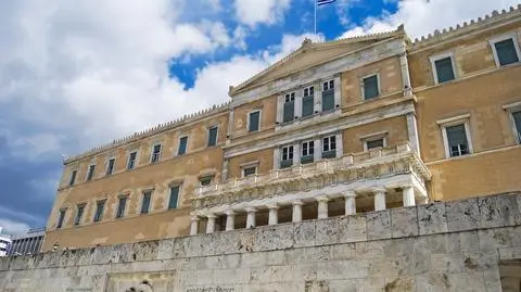 KE niezadowolona z postępów w negocjacjach z Grecją, czasu coraz mniej