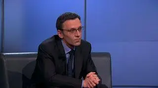 Roland Paszkiewicz, szef działu analiz CDM Pekao, swój „Milion w Portfelu” zainwestowałby w m.in.  w fundszusze małych i średnich spółek, wybrane ETFy na surowce, fundusze nakierowane na rynek rosyjski, a także w obligacje korporacyjne. O portfel Rolanda Paszkiewicza pyta Rafał Wojda.
