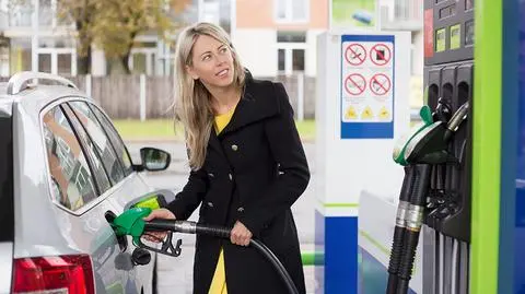 Podatki stanowią ponad połowę ceny benzyny