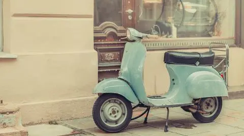 Jak poprawnie zaparkować motocykl?