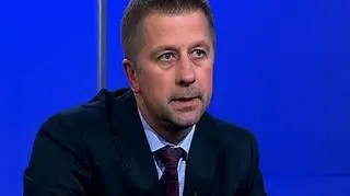 Jak zainwestować milion złotych? Połowę pieniędzy na spółki z rynku New Conect, połowa na obligacje notowane na rynku Catalyst. To wczorajsza propozycja. Dziś Jacek Dekarz, prezes BRE Wealth Management proponuje pozostawić 20 proc. w gotówce, 40 proc. ulokować w obligacjach krajowych. Resztę zainwestować w akcje polskie i EM. Jak tłumaczy Dekarz taki podział, to wynik niestabilnej sytuacji na rynku.