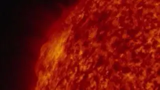 250 miliardów euro, czyli ponad bilion złotych - to kwota dla wielu z nas abstrakcyjna. Ale chyba bardziej pasuje określenie „kosmiczna”, bo właśnie tyle jest wart kosmiczny rynek. Teraz, dzięki polskim przedsiębiorczym naukowcom także nasz kraj ma szanse z tych pieniędzy skorzystać.