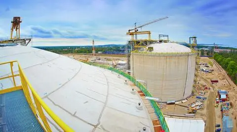 Gazoport pod ścisłą kontrolą. "Blisko 240 tys. szczegółowych raportów"