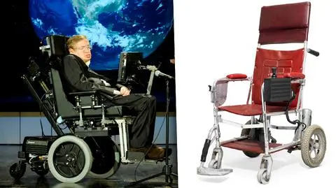 Pamiątki po Stephenie Hawkingu hitem na aukcji