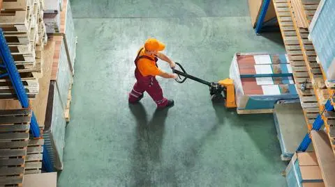 KRD: małe firmy wolą stracić pieniądze niż kontrahenta