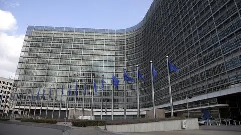 "Należy rozważyć uzależnienie funduszy UE od praworządności"