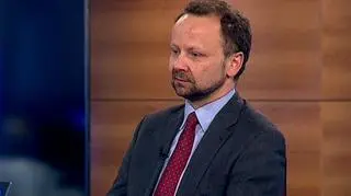 Banki, przedsiębiorstwa i samorządy coraz bardziej zadłużone. Według raportu Fitch Polska, wartość polskiego rynku obligacji innych niż emitowane przez Skarb Państwa wyniosła na koniec I kwartału ponad 70 miliardów złotych. To wzrost o 39 proc. w porównaniu do ubiegłego roku. Najszybciej zadłużają się samorządy. O rynku długu w Polsce opowiada prezes Fitch Polska Piotr Kowalski.