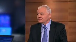 Kłopoty europejskich banków mogą oznaczać problemy banków w Polsce. Pojawia się idea renacjonalizacji polskich banków. Co to w ogóle za pomysł i czy jest możliwy do zrealizowania mówi szef rady gospodarczej przy premierze Jan Krzysztof Bielecki. Pytamy także o rolę Polski w ustaleniach unijnych podczas i po szczycie. 