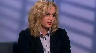 Zgodnie z kodeksem pracy Wigilia nie jest dniem wolnym od pracy. Czy w niektórych sytuacjach można jednak wziąć wolne albo po prostu nie iść do pracy. Kto w Wigilię musi pracować? Pracodawca oczywiście może skrócić dzień pracy, ale czy może także uciąć wynagrodzenia? Rozmowa z mecenas Magdaleną Zwolińską, Bartłomiej Raczkowski Kancelaria Prawa Pracy.