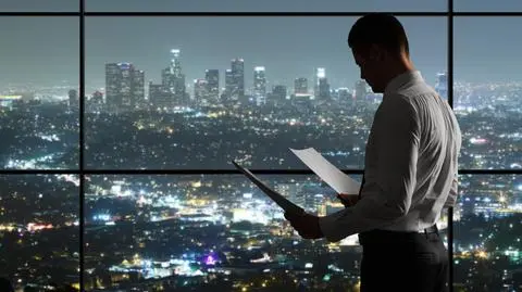 PiS chce ozusować każdą umowę