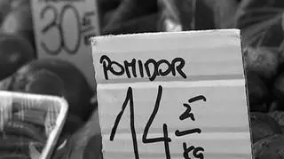 Dziś kolejny dowód siły polskiej gospodarki. Poznaliśmy dane o inflacji i są to  bardzo dobre. Ceny rosną coraz wolniej. Dodatkowo jeszcze silny zloty, który niepokoi eksporterów jest rodzajem tarczy która chroni nas przed olbrzymim zamieszaniem na międzynarodowych rynkach finansowych.