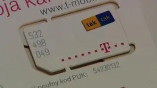 Madżenta, znana niektórym jako bohaterka musicalu the rocky horror show, wkrótce zagości na dobre w salonach sieci era...bo gdy jedna era mija nadchodzi nowa w kolorze róż. Na polskim rynku telekomunikacyjnym szykuje się kolejny rebranding, ma kosztować mniej niż ten z idei w orange i przynieść wymierne korzyści. Jedno jest pewne T-mobile zmieni kolor części telekomunikacyjnego rynku, ale czy jego obraz. Patrycjusz Wyżga. 