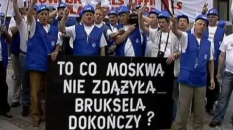 Polscy stoczniowcy protestują w Brukseli