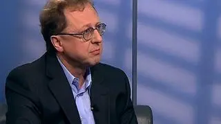 Ponad 246 tysięcy szkód z tytułu powodzi, burz oraz ulewnych deszczów w maju, czerwcu, sierpniu i wrześniu zgłoszono już w tym roku do ubezpieczycieli. To o ponad 10 tysięcy więcej niż w całym 2009 roku. Wartość wypłaconych odszkodowań sięgnęła już 736 mln złotych. To zaledwie połowa szacowanych przez zakłady zobowiązań z tytułu zawartych umów ubezpieczenia. Możliwe są podwyżki wysokości składek za ubezpieczenie ostrzegał dr Jerzy Lisiecki, Prezes Zarządu International Risk & Coroprate Advisory