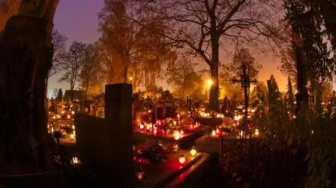 Zniczowy biznes w Polsce nie gaśnie