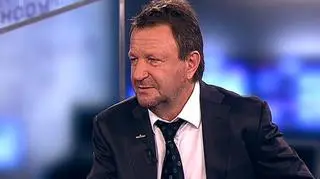 J.W. Construction miał chętnego na całe osiedle. Jak ujawnił na antenie TVN CNBC Biznes przewodniczący Rady Nadzorczej spółki, Józef Wojciechowski, zainteresowany kupnem był klient ze Szwajcarii. Transakcja o wartości pół miliarda złotych nie doszła jednak do skutku, bo zainteresowanemu nie udało się zdobyć środków na zakup. Spółka zainteresowana była również zakupem Lot Ground Services, czyli firmy zajmującej się obsługą naziemną lotniska Okęcie. Gościem Dnia na Rynkach był Józef Wojciechowski.