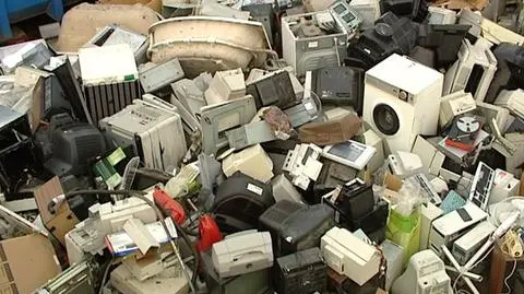 Rośnie góra elektrośmieci. Stare sprzęty warte są 50 mld dolarów