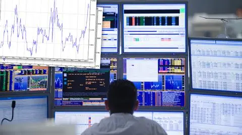 Podsumowanie rządów PiS na rynkach: złoty słabszy, giełda spadła