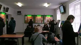 MRPiPS: 30 zł za rejestrację oświadczenia o zatrudnieniu cudzoziemców to niewiele