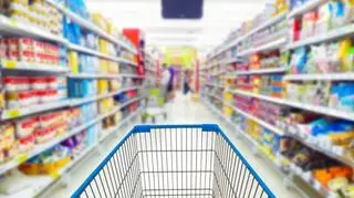 Rząd jest za tym, żeby ograniczyć handel w niedzielę