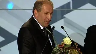 Ryszard Florek, założyciel firmy Fakro został Przedsiębiorcą Roku polskiej edycji konkursu Ernst&Young. Prezes Fakro, producent znanych na świecie okien dachowych będzie reprezentował Polskę w przyszłym roku na międzynarodowym finale konkursu w Monte Carlo. Patronem polskiej edycji konkursu jest TVN CNBC.