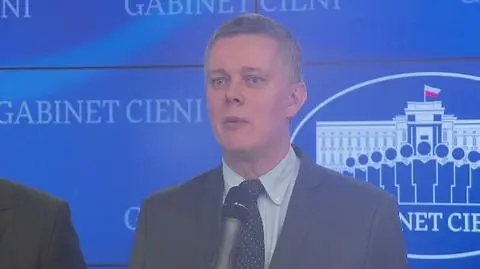 Gabinet cieni ostro krytykuje "fatalnego, śpiącego ministra"