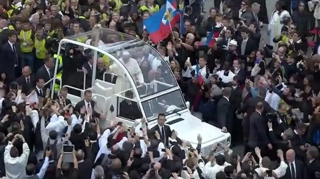 Papież żegna wiernych