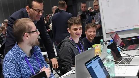 Premier Morawiecki na festiwalu programowania "HackYeah"