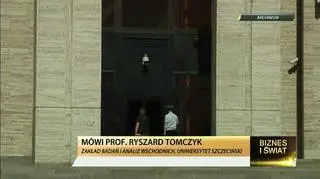 Prof. Ryszard Tomczyk: miejmy nadzieję, że sankcje będą dotkliwie uderzać w rosyjską gospodarkę i polityków 