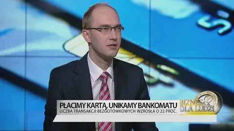 Sadowski: coraz więcej osób płaci kartą